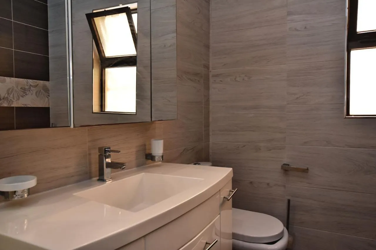 City Living Suites Tk2 Rm 2 Saint Julian's 0*,  Malta